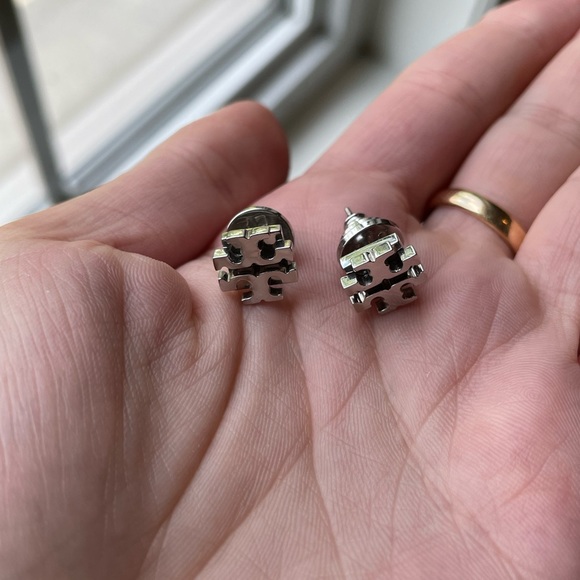 Silver, Tori Burch earrings - Picture 5 of 5